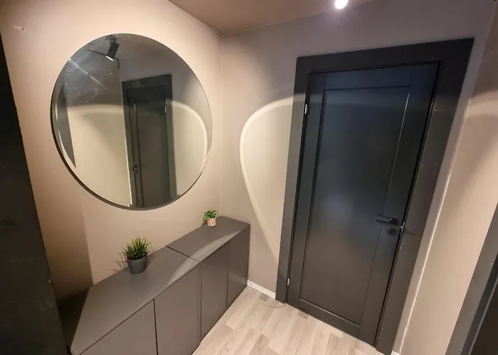 Spacious And With A Private Garden, Free Parking And Free Ev Recharging