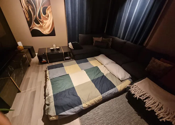 Spacious And With A Private Garden, Free Parking And Free Ev Recharging