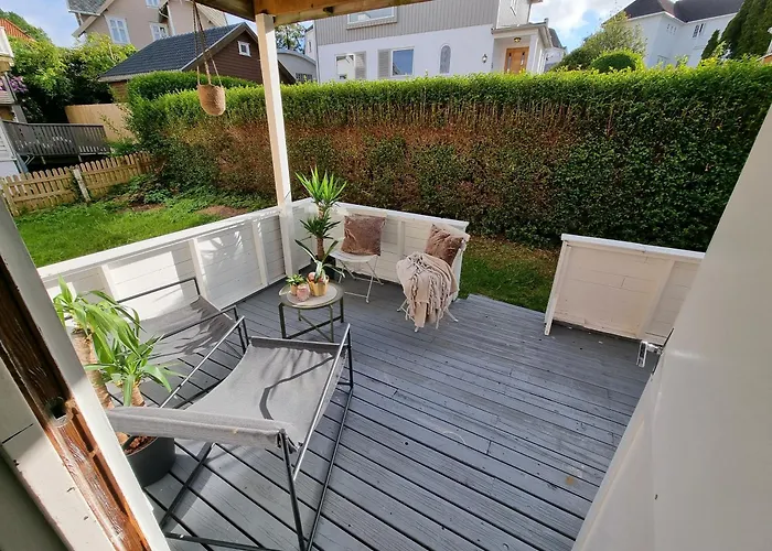 Spacious And With A Private Garden, Free Parking And Free Ev Recharging *