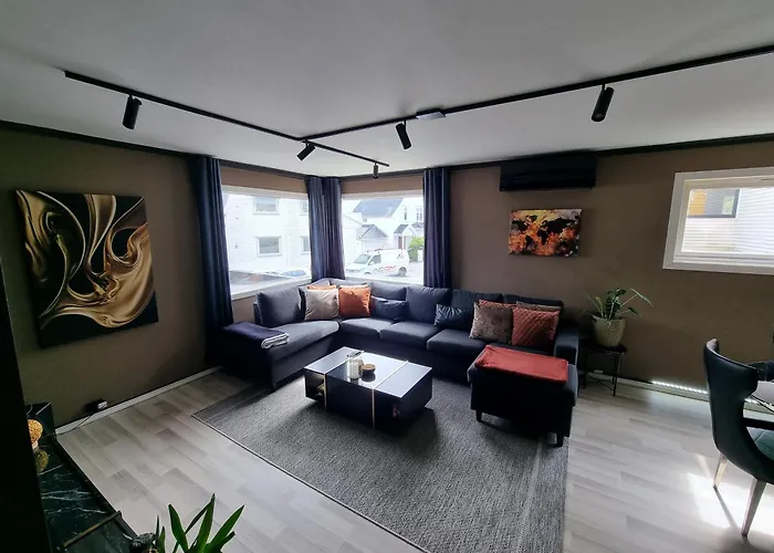 Spacious And With A Private Garden, Free Parking And Free Ev Recharging