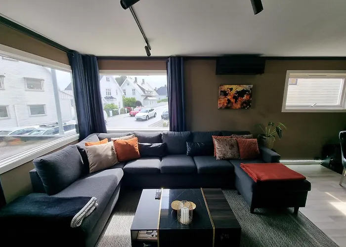 Spacious And With A Private Garden, Free Parking And Free Ev Recharging Lägenhet