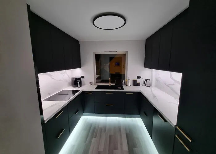 Spacious And With A Private Garden, Free Parking And Free Ev Recharging Stavanger